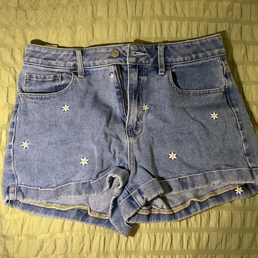 High waisted mom jean shorts Daisy Hollister